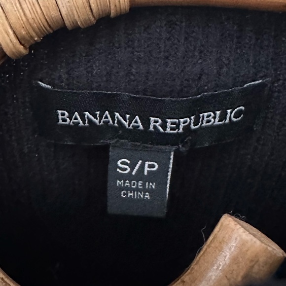 Banana Republic | Ruffle Sleeve Ribbed Knit Sweater Size S - Picture 8 of 11